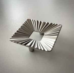 Dorezë (Doreza) për mobilie, ngjyrë argjendi , L:48mm ” arg.not”